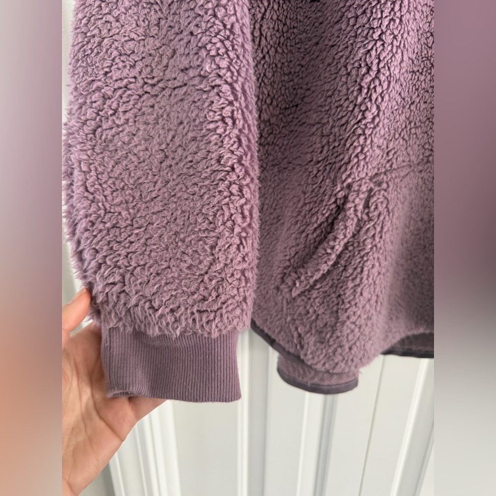 Fleece Pullover - Picture 4 of 5